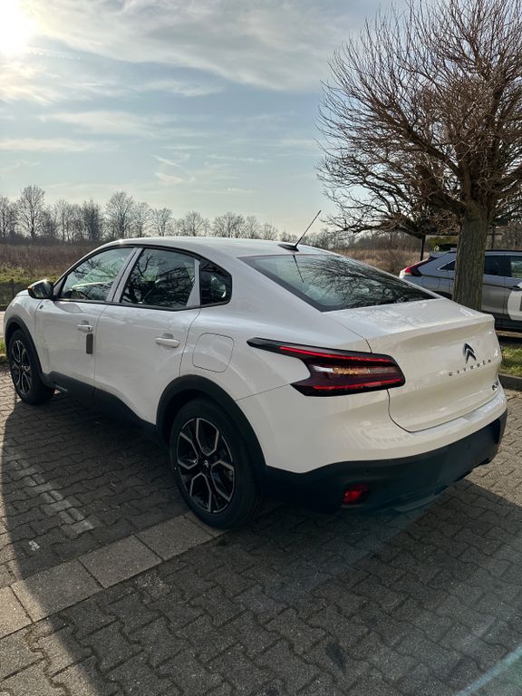 Citroën ë-C4 X