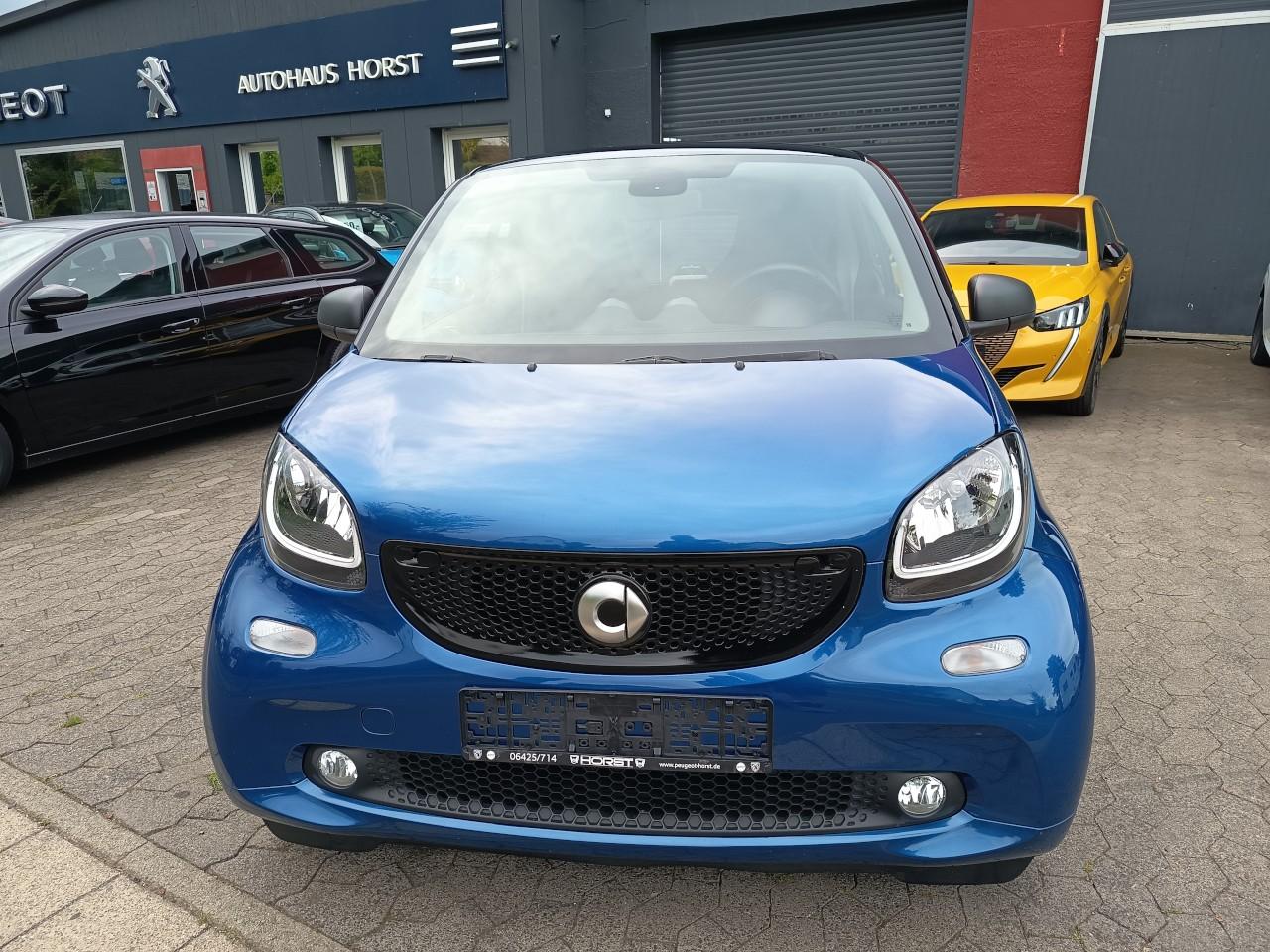 Smart fortwo coupe Cool&Audio Panorad. JBL Sitzh. PDC