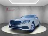 Mercedes-Benz E 200 TEMPOMAT-LEDER-NAVI-TAXI-SHZ