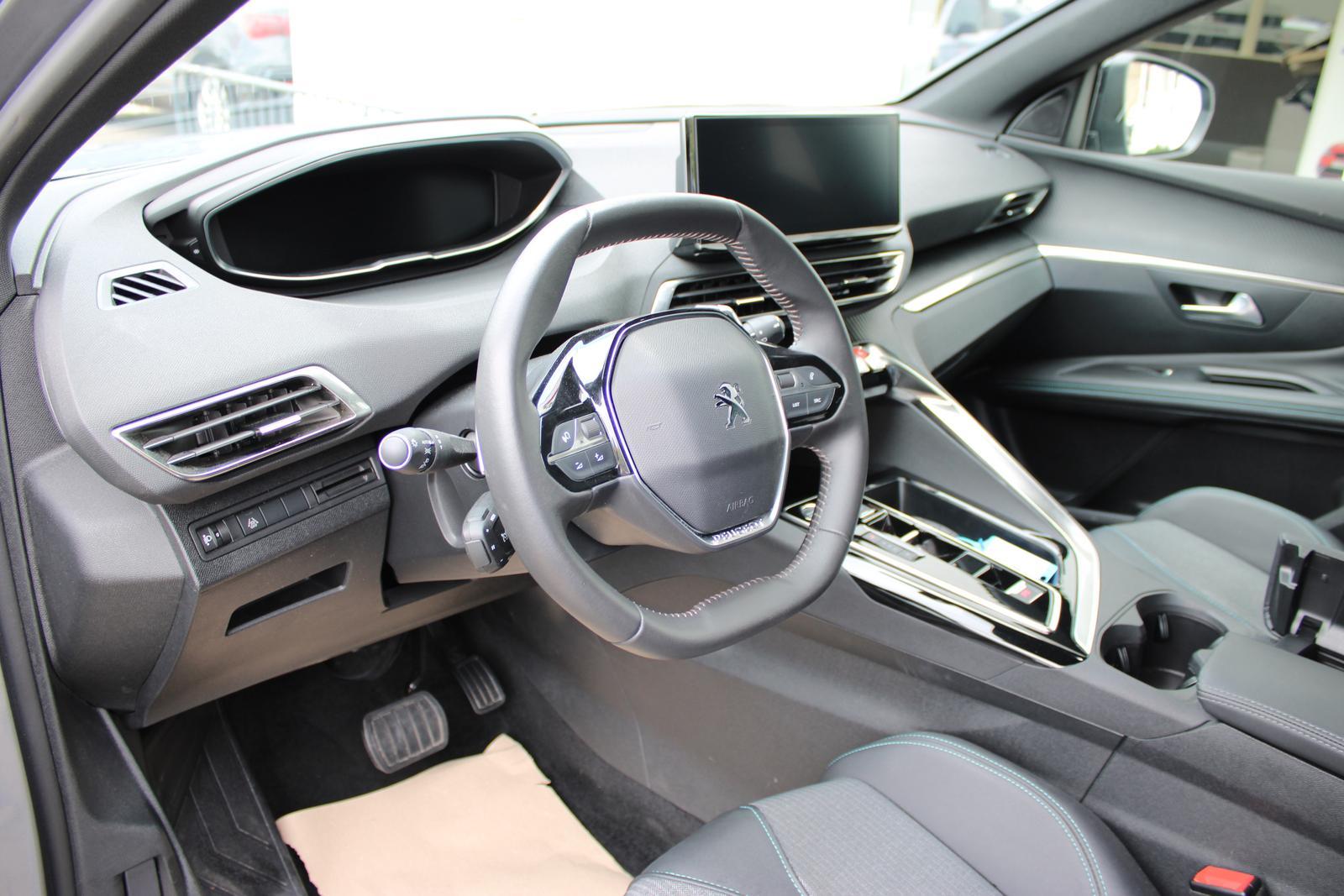 Peugeot 3008 136 MHEV Allure Pack, eDCS6, NAVI,KAMERA