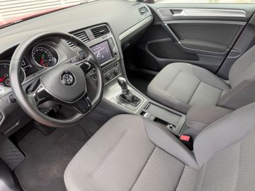 Volkswagen Golf - 9