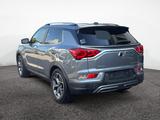 Ssangyong Korando Quartz Benzin 4x2 Automatik - graue Ssangyong Korando