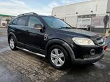 Chevrolet Captiva 2.0 LT 4WD 7-Sitzer LT - Chevrolet Captiva in Bochum