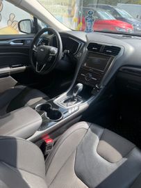 Ford Mondeo - 12