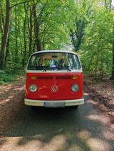 Volkswagen VW T2  Klassiker von 1973 in zeitlosem Design - Volkswagen T2 in Köln