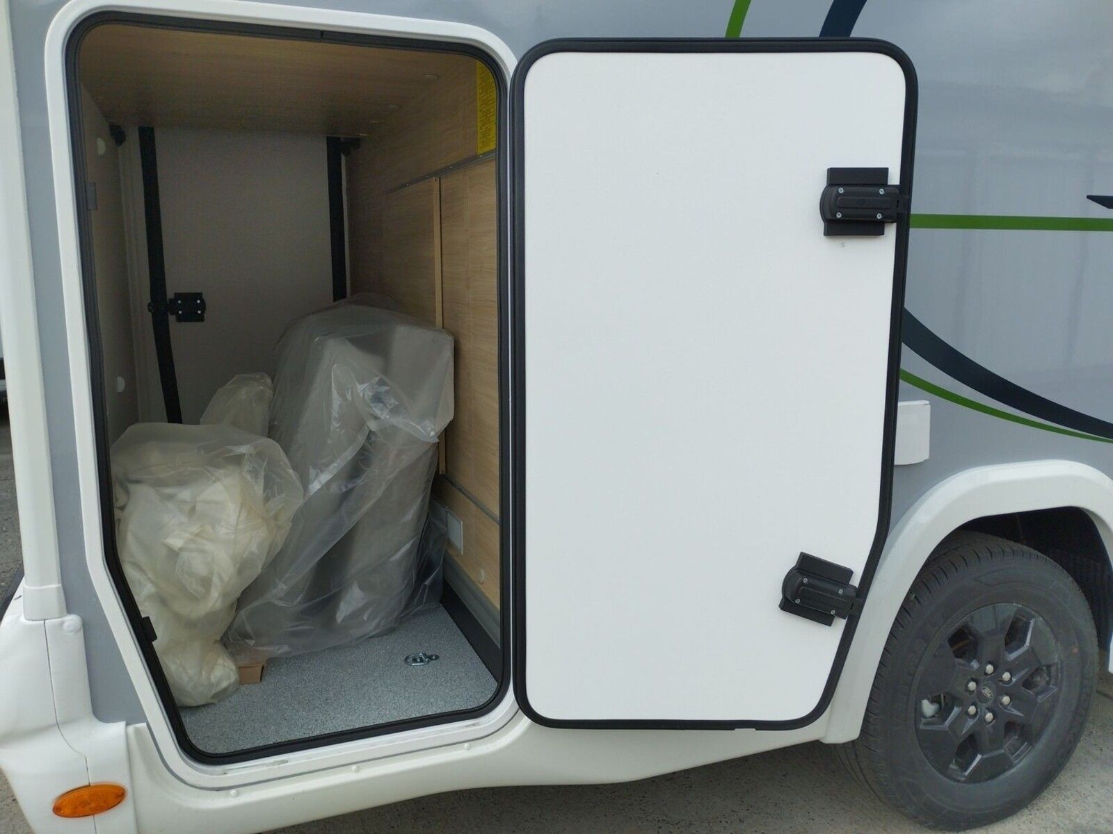 Fahrzeugabbildung Chausson Teilintegriert Titanium Line 640 mit AHK