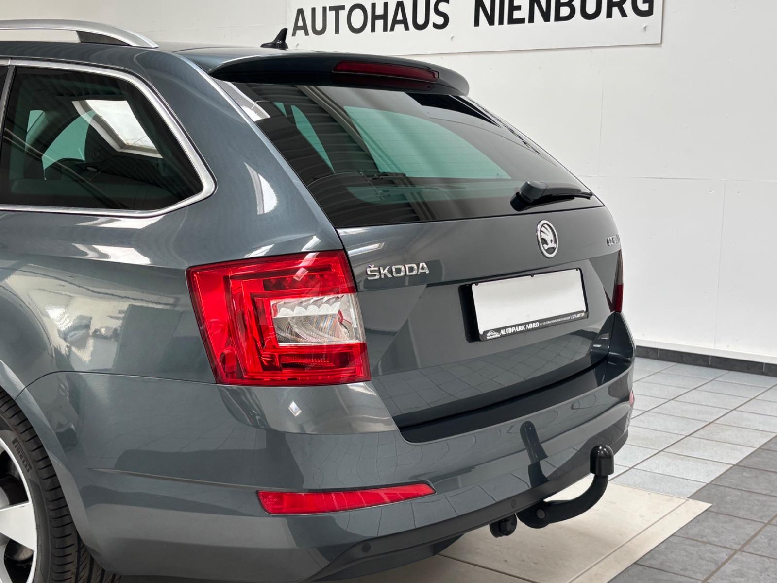Skoda Octavia 2.0 TDI,Automatik,Scheckheft,Teilleder