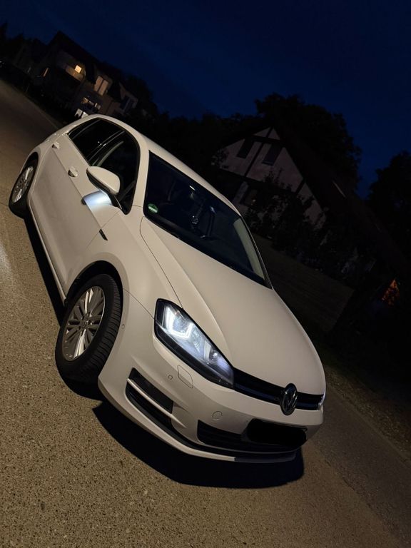 Image of Volkswagen Golf