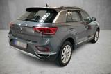 Volkswagen T-Roc 1.5 TSI DSG Style RFK/PDC/SHZ/ALU - Volkswagen T-Roc mit Benzin-Antrieb: Zentralverriegelung