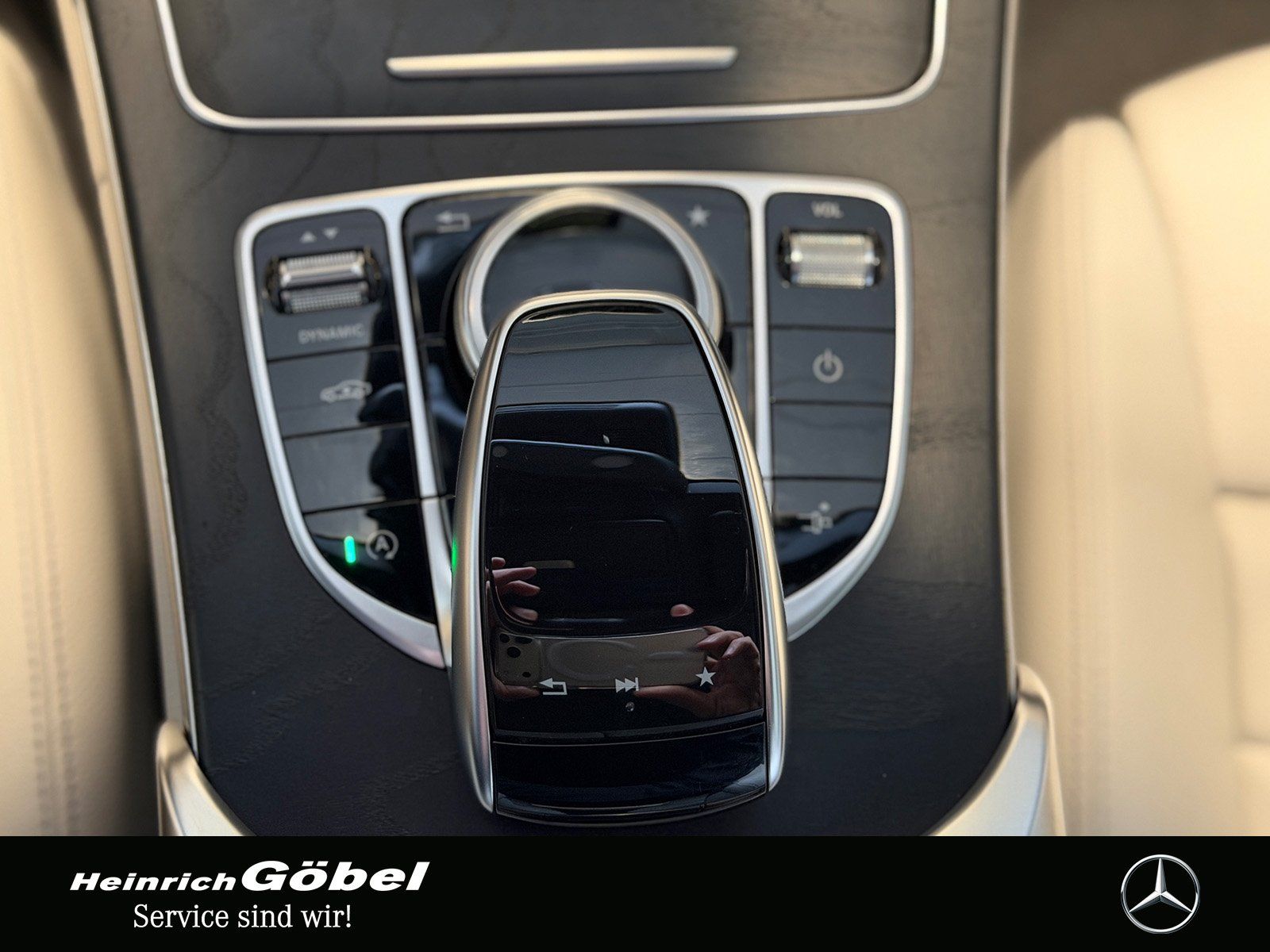 Fahrzeugabbildung Mercedes-Benz C 250 AMG Line Scheckheft, Keyless Go. EDW