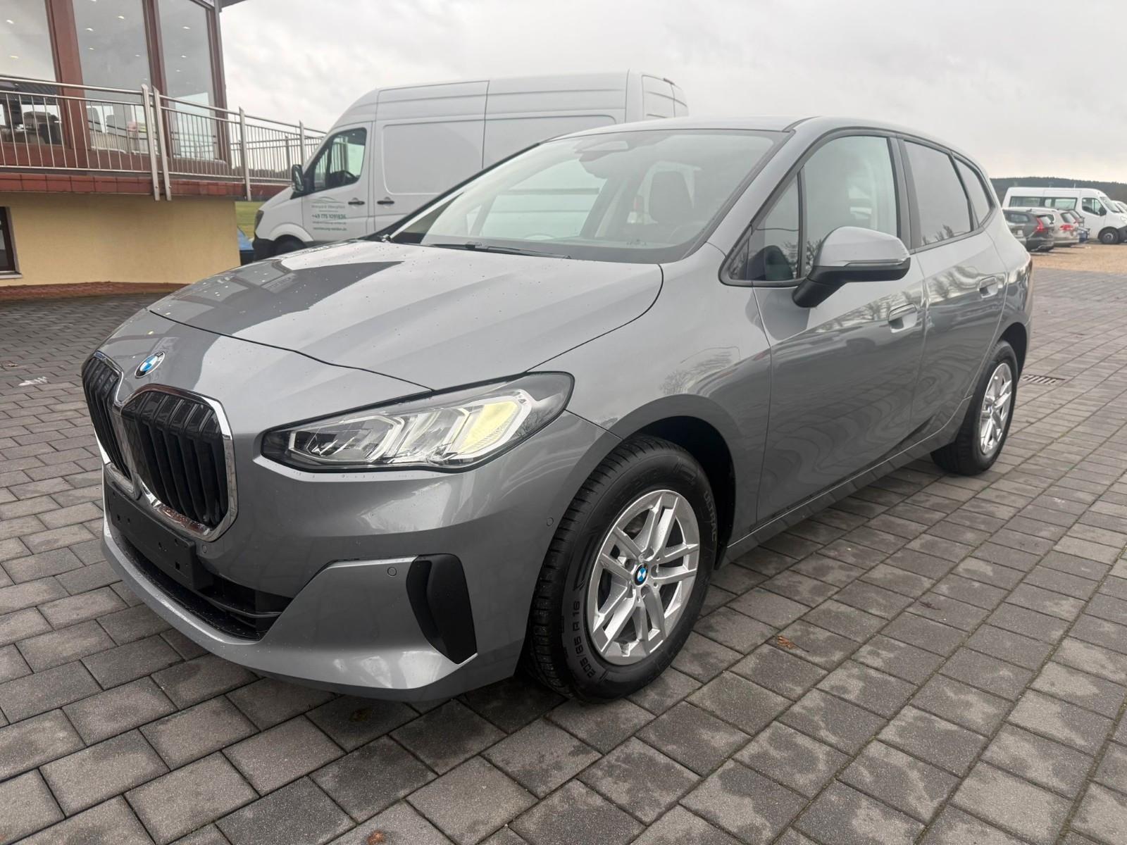 BMW 218d Active Tourer AHK DRIVE+ AKTIVSITZE SHZ BEH