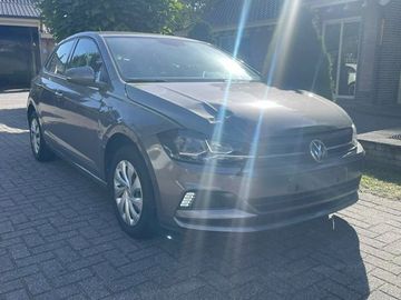 Volkswagen Polo - 4