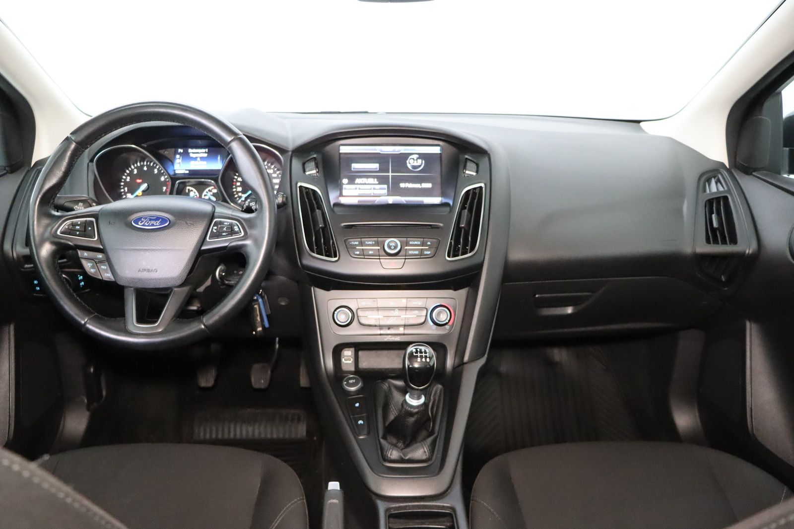 Fahrzeugabbildung Ford Focus 1.0 Ecoboost * SHZ * Tempomat