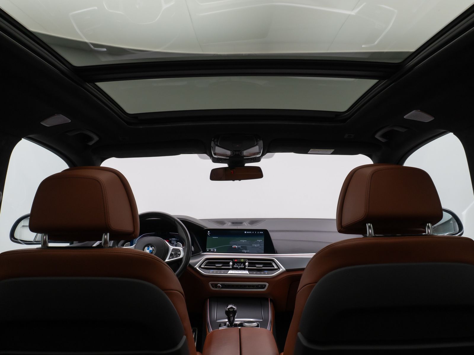 Fahrzeugabbildung BMW X5 xD40d M Sport Panorama Laser 360°B&W HUD 22"