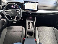 Fahrzeugabbildung Volkswagen Golf VIII Variant 2.0 TDI 110 kW Goal - AHK