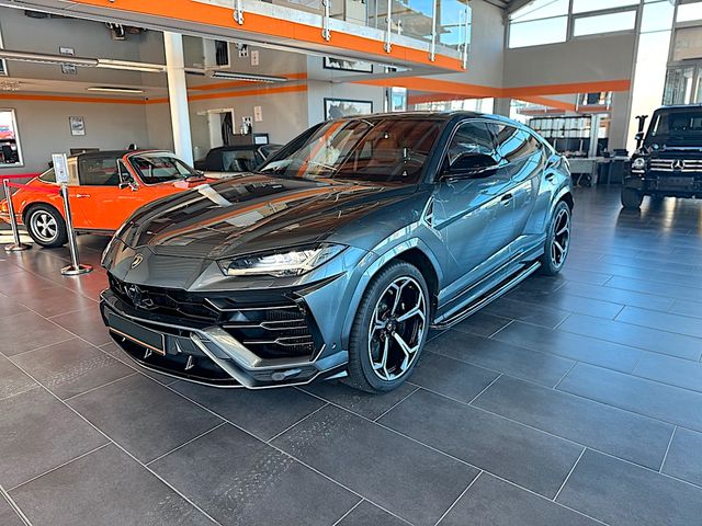 Lamborghini Urus 4.0 V8 Q-Citura Rear Seat Full ADAS