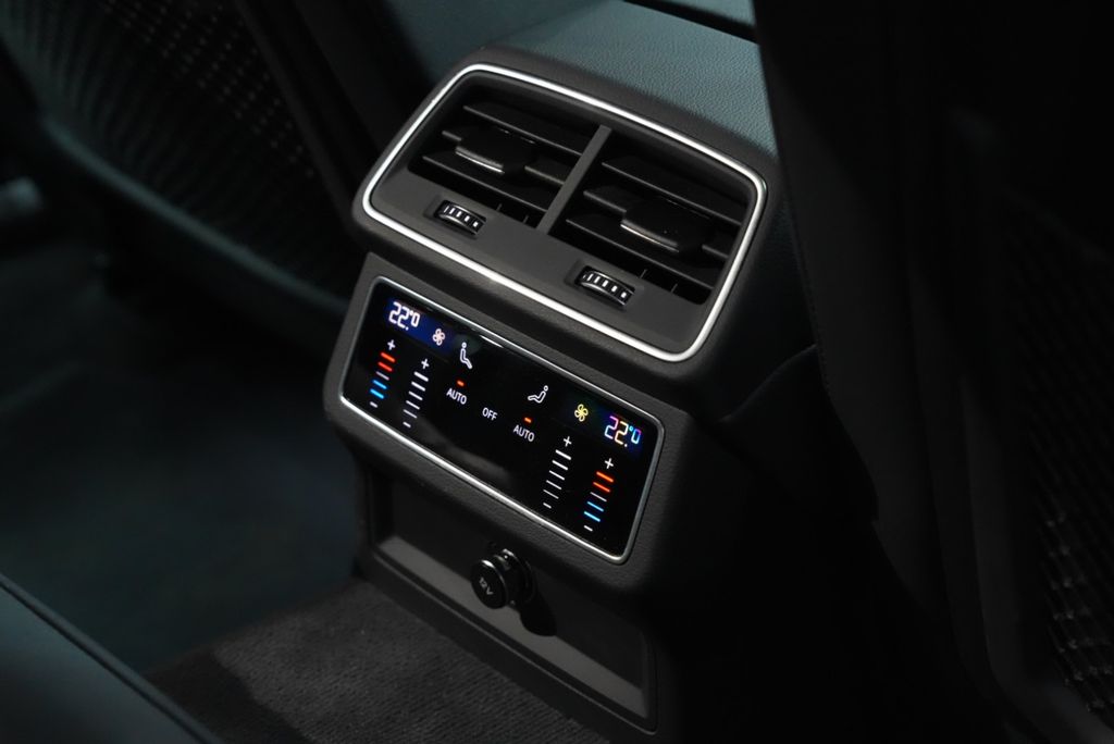AUDI A6 Avant 45 TDI quattro*360*MATRIX*AHK*ACC*LUFT* AUDI A6 Avant 45 TDI quattro*360*MATRIX*AHK*ACC*LUFT*