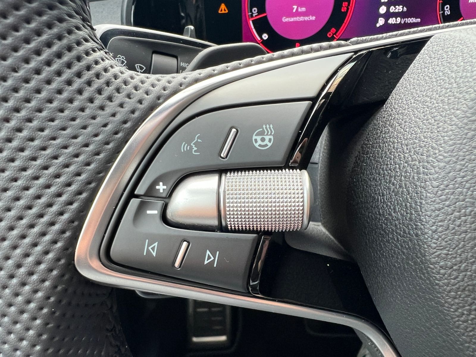 Fahrzeugabbildung SKODA Kodiaq Sportline 2.0 TDI DSG 4x4 *AHK, Canton, L