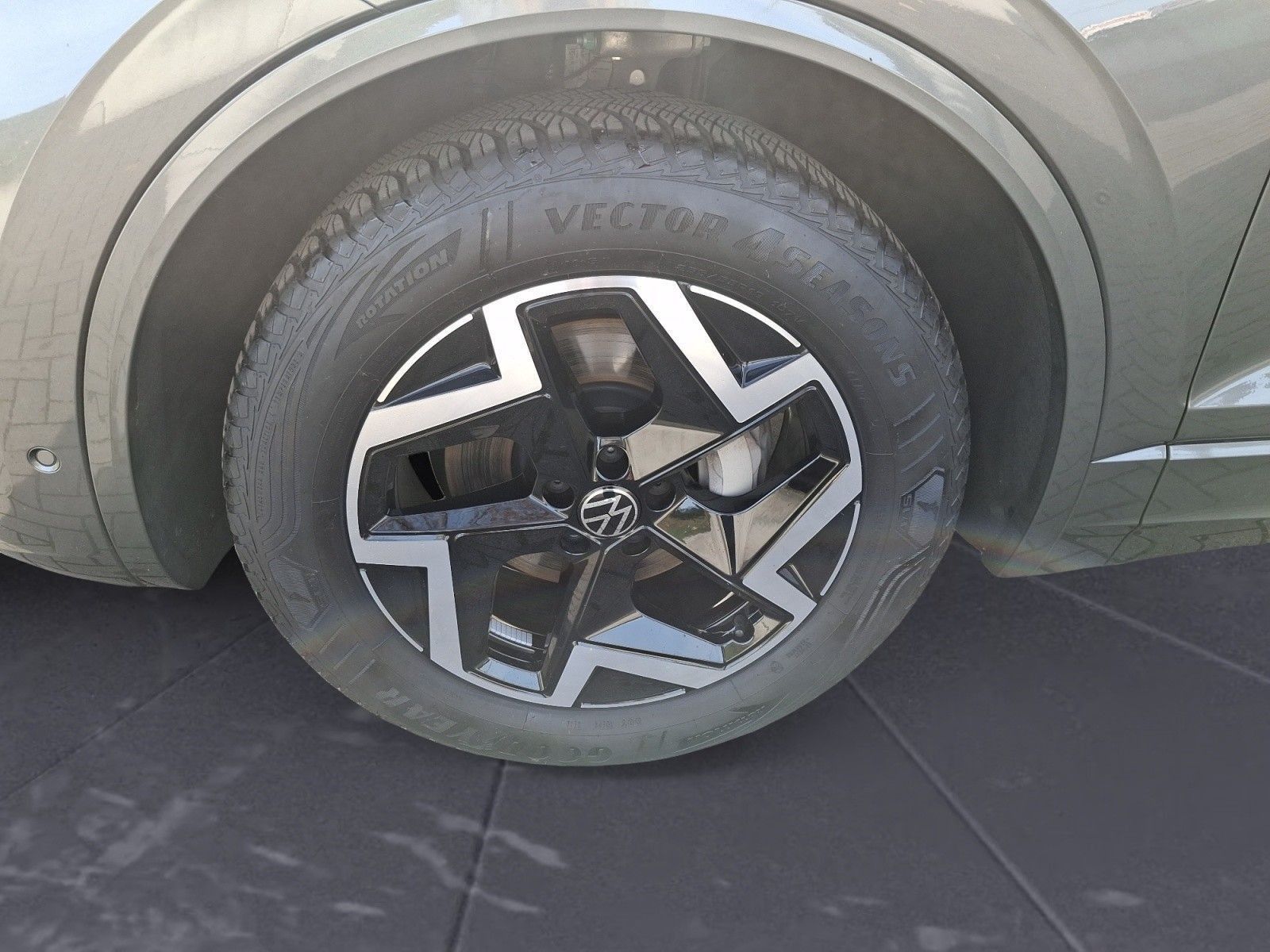 Volkswagen Touareg - Bild 12