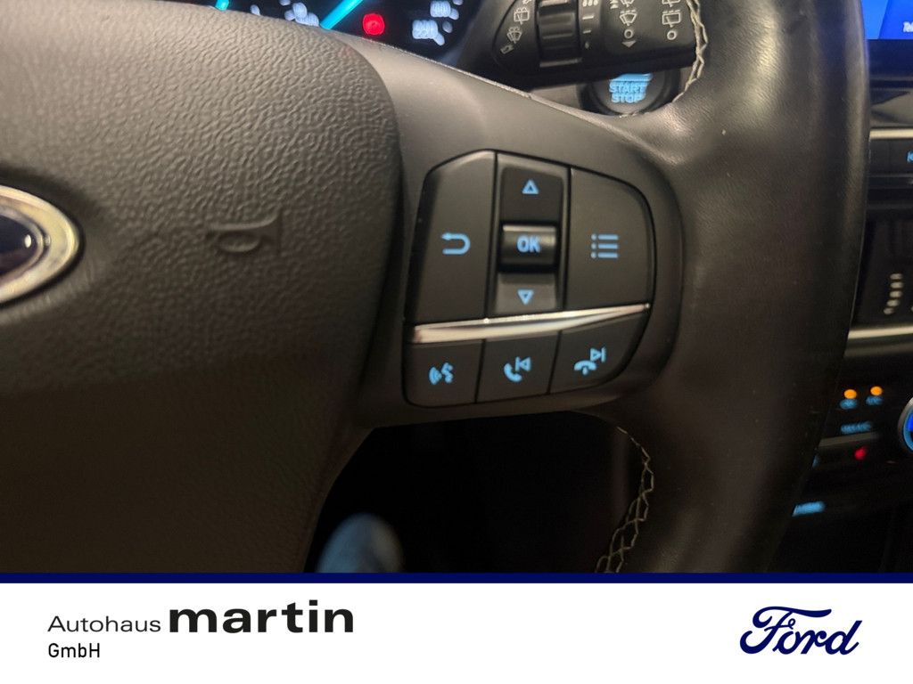 Fahrzeugabbildung Ford Puma 1.0 Titanium X NAVI B&O AKTIVSITZE LED PANO