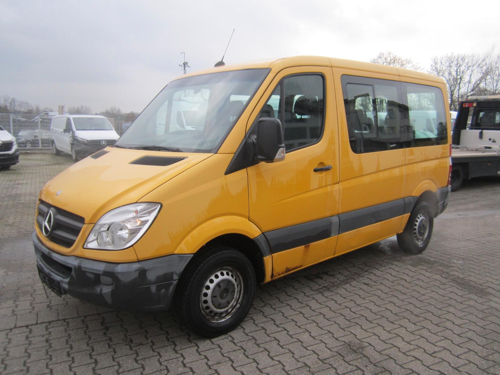 Mercedes-Benz Sprinter II Kombi 211  CDI