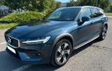 Volvo V60 Cross Country B4 D AWD Plus Auto Plus - blaue Volvo V60 Cross Country