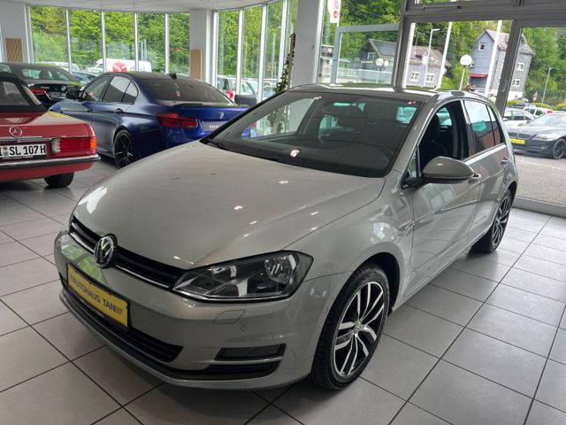 Volkswagen Golf VII Lim. Cup 1.6 TDI DSG