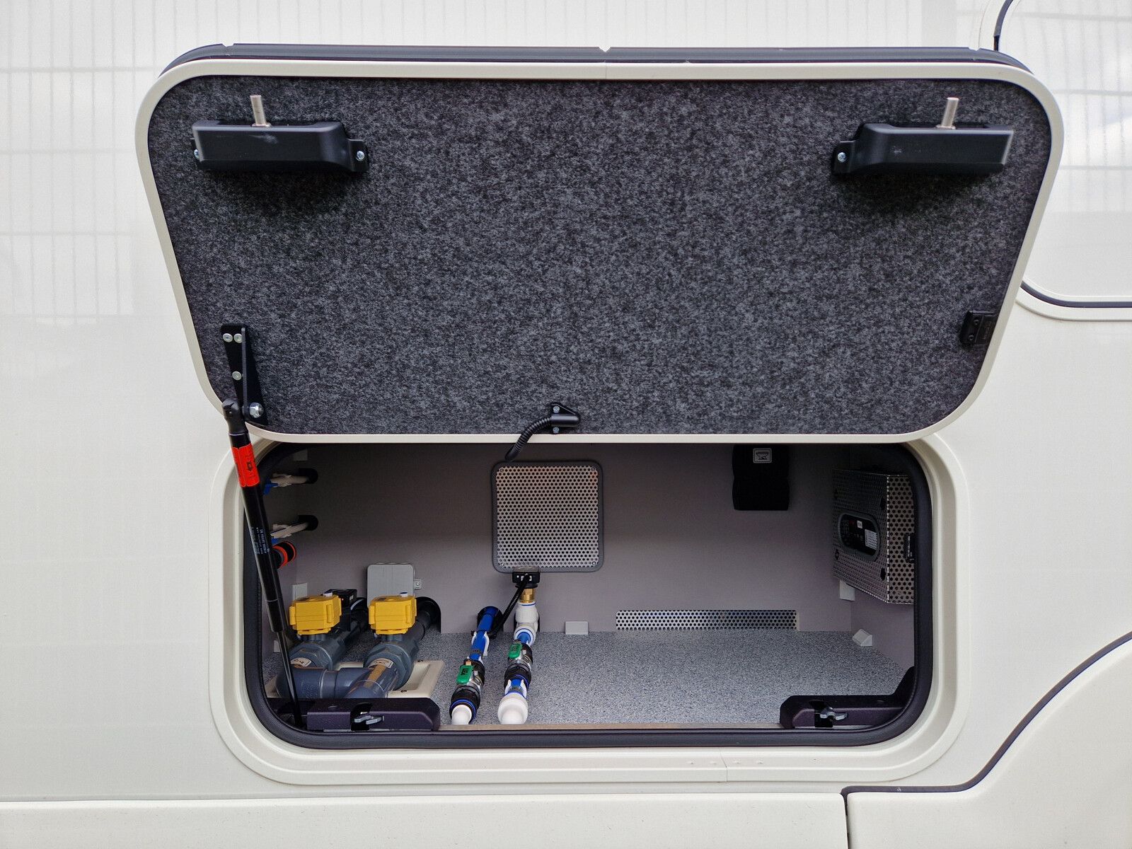 Fahrzeugabbildung Morelo Loft Alkoven 88 L AHK, Gastank, Spülmaschine