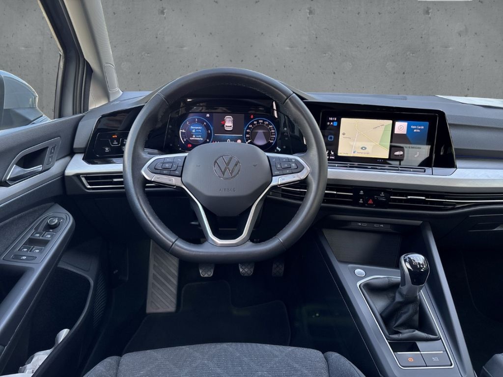 Fahrzeugabbildung Volkswagen Golf 2.0 TDI Life Navi AHK GJR