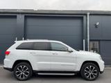 Jeep Grand Cherokee 3.0CRD*AUTOMATIK*4X4 *AHK*LEDER - Jeep