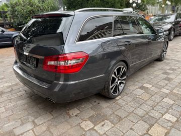Mercedes E 350 - 12