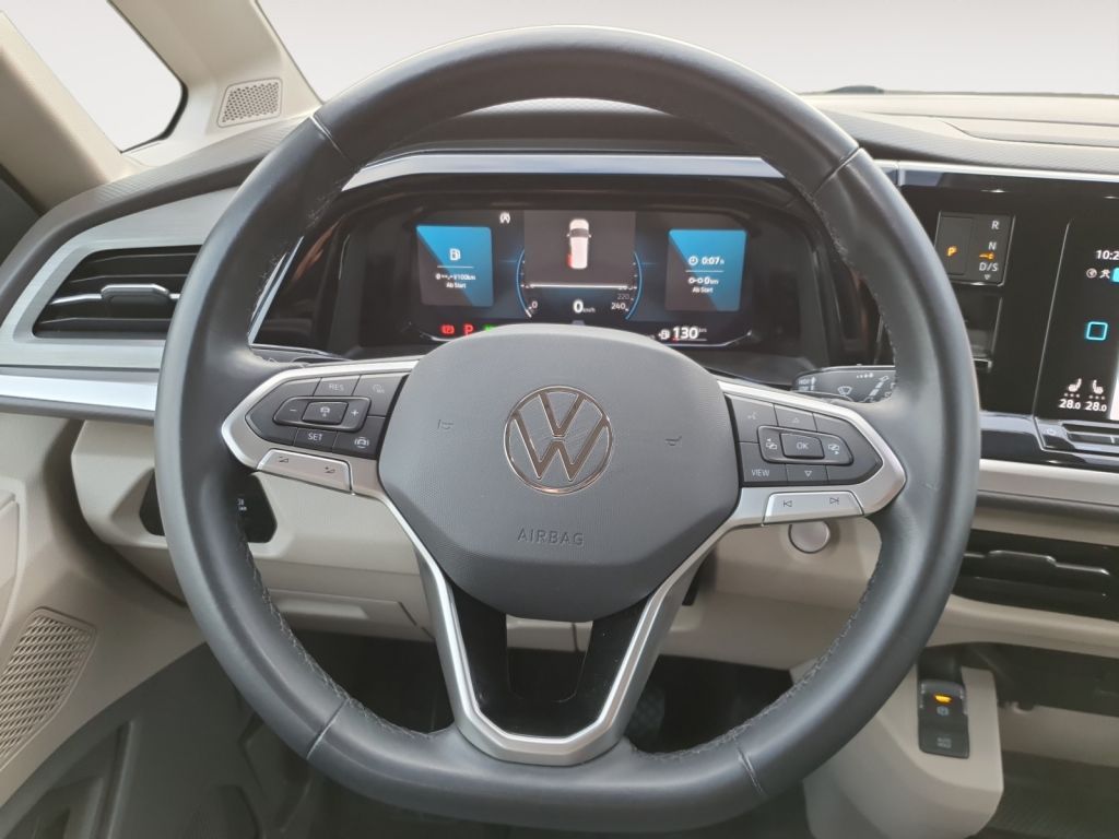 Fahrzeugabbildung Volkswagen T7 Multivan Edition IQ.Light AHZV ACC LED