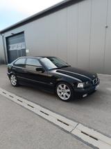 BMW 316i Compact - - BMW 316 aus 1997: Compact