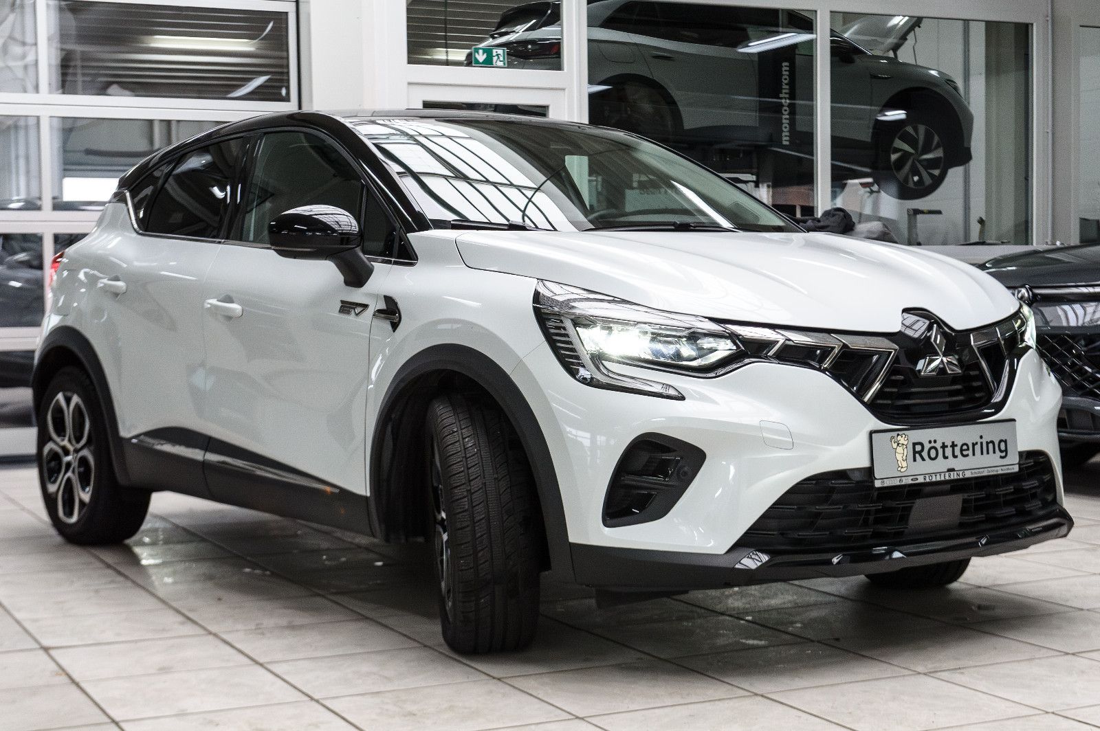 Fahrzeugabbildung Mitsubishi ASX 1.6 Top HEV +LED +Leder +Pano +Bose +Navi