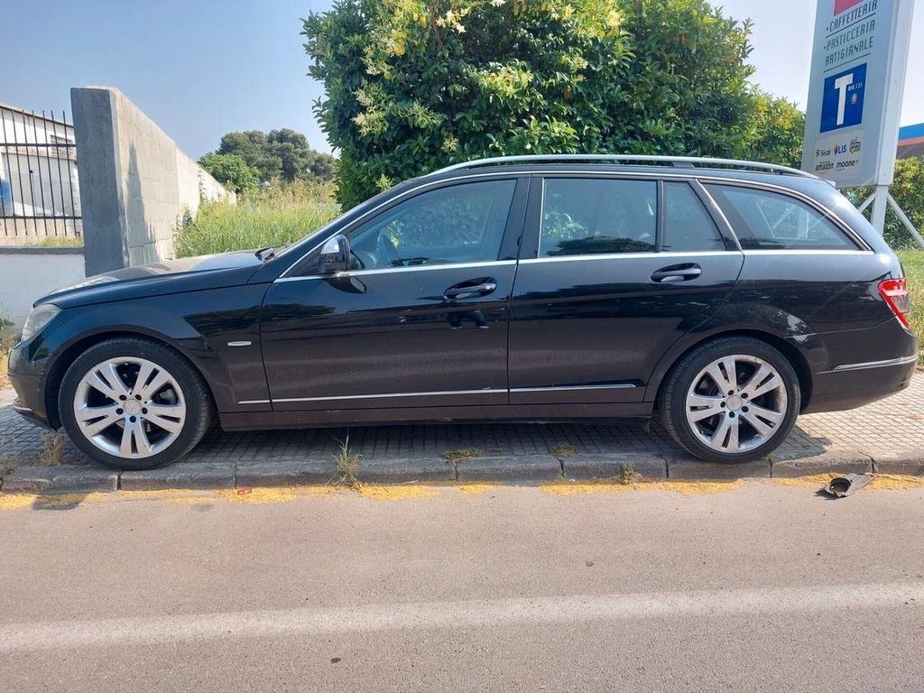 Mercedes-Benz C 220