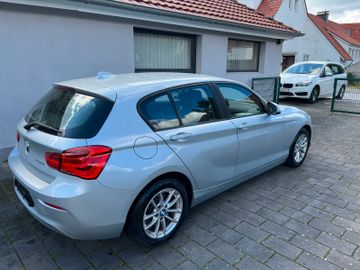 Fahrzeugabbildung BMW 120d Advantage, NAVI, LEDER, Automatik, Top Zust