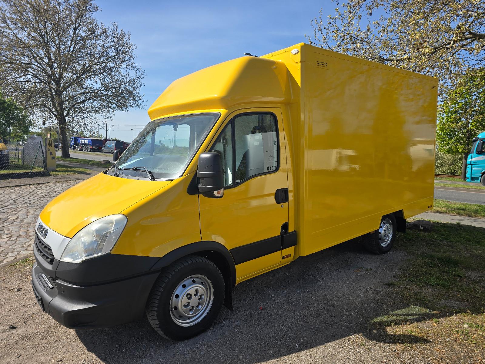 Iveco Daily/ Regalsystem/Luftfeder/KURZ/1. Hand