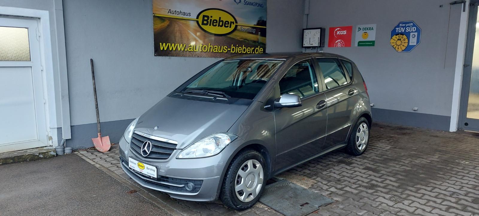 Mercedes-Benz A 180 blue efficienty