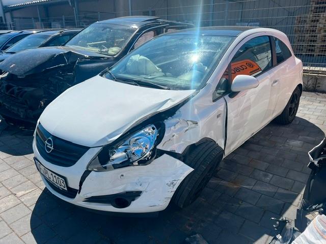 Opel Corsa D Color Edition