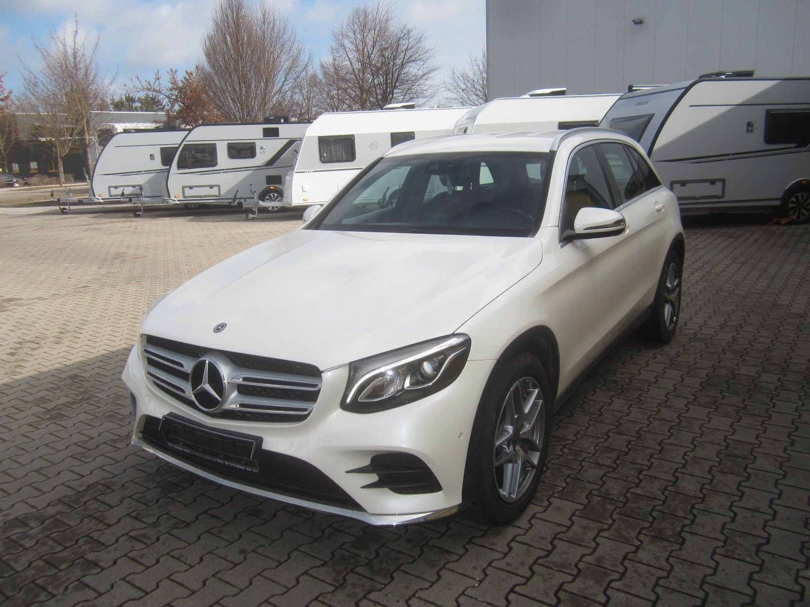 MERCEDES-BENZ GLC 220 GLC 4Matic AMG,diamant-brightweiß