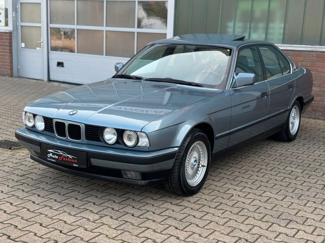 BMW 530i 1.HAND Scheckheft gepflegt e34