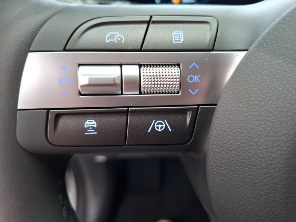 Fahrzeugabbildung Hyundai KONA 1.6 GDI 2WD DCT Prime 2xKlima 360 ACC AUT