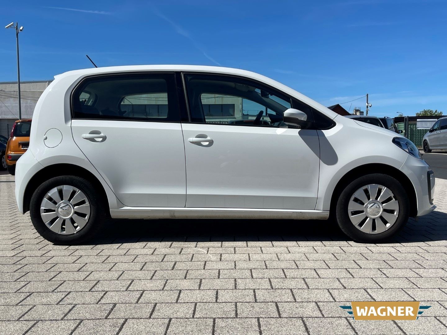 Fahrzeugabbildung Volkswagen up! Klimaanlage Tempomat Rückfahrkamera