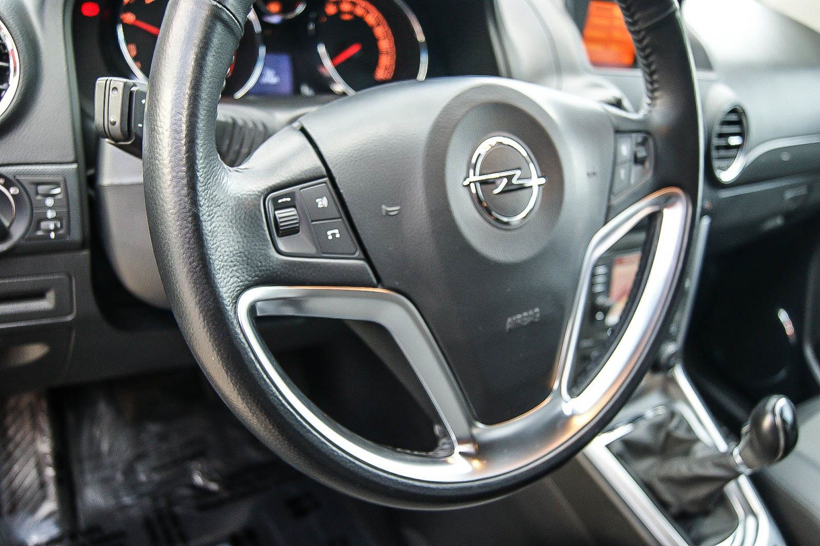 Fahrzeugabbildung Opel Antara 2.0 CDTi 4x4 170PS EDITION EURO6 NAVI PDC