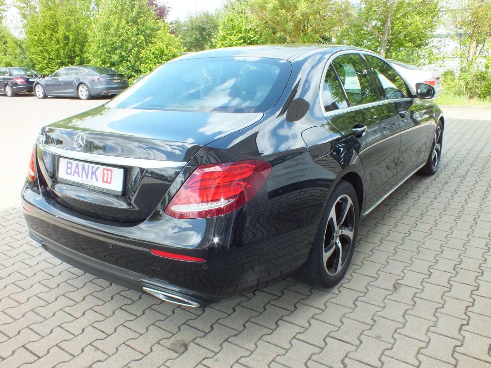 Mercedes-Benz E 220 cdi Limo. Avantgarde Sport Style/40.450 km foto 3
