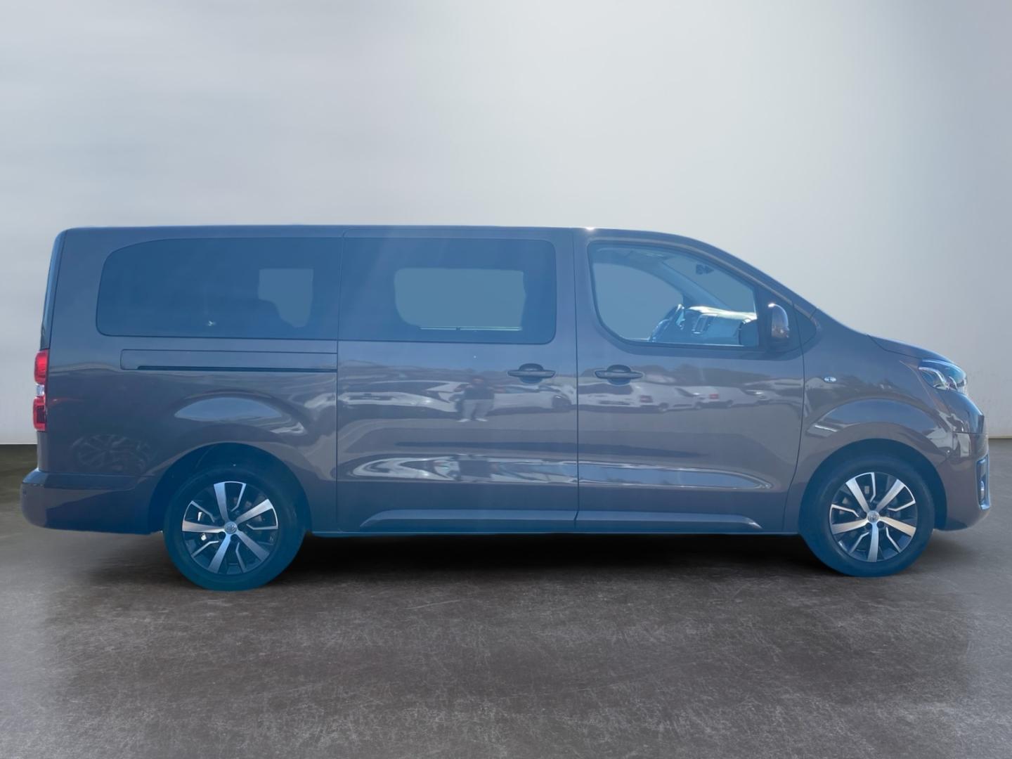 Toyota Proace Verso 2.0D L2 Shuttle Comfort *9-Si*RCam*