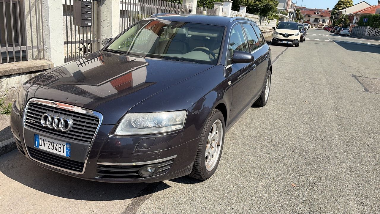 Audi A6 - 1