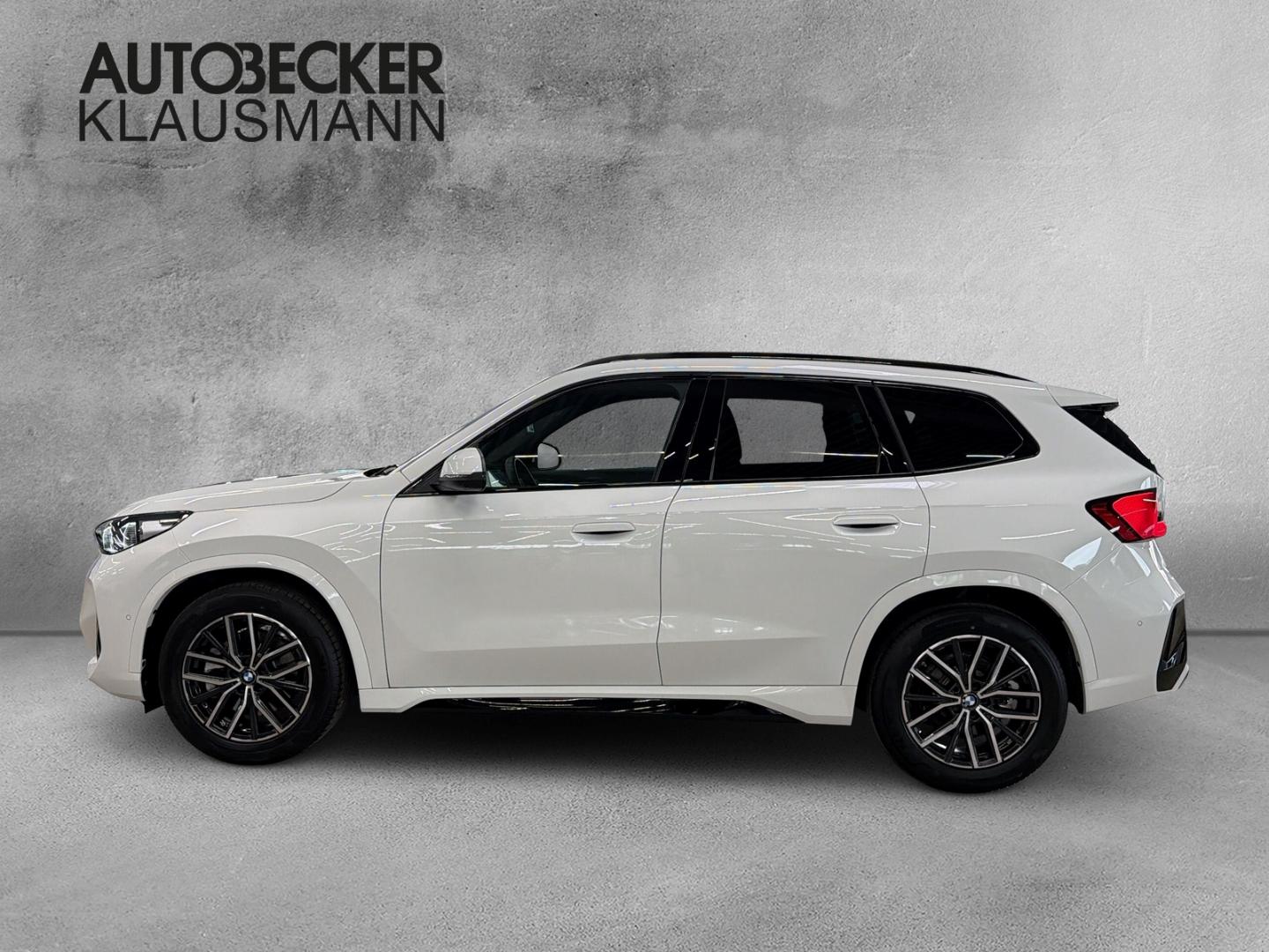 BMW X1 xDrive23d  M Sport 18''LC PROF HuD AHK PANO 3