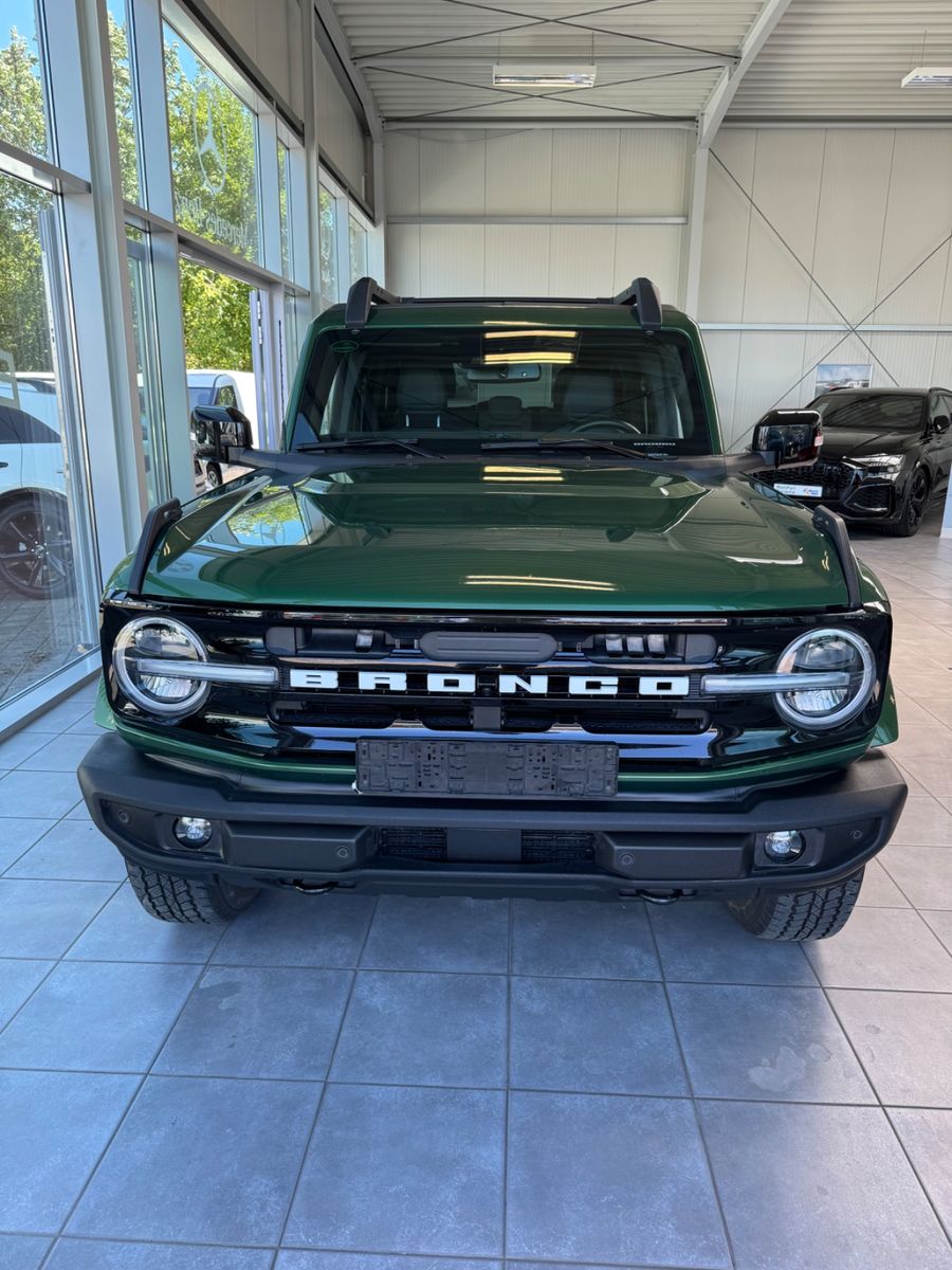 Fahrzeugabbildung Ford Bronco TG1 Outer Banks 4x4