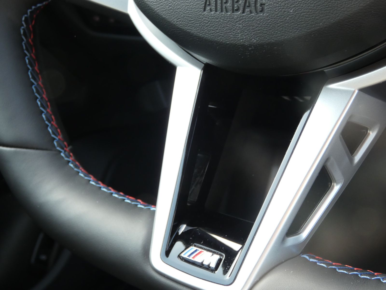 BMW i4 - Bild 28